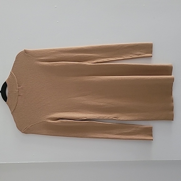 Lovers +Friends tan high neck long sleeve sweater dress size M - Picture 7 of 7